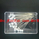 Ace cu gamalie din perle albe