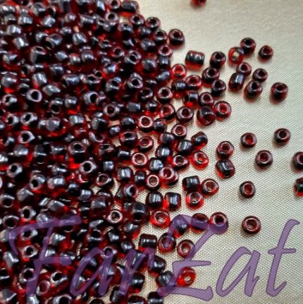 Margele - grena cu miez negru 4 mm cod 441