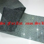 Banda cu strasuri din acrilic