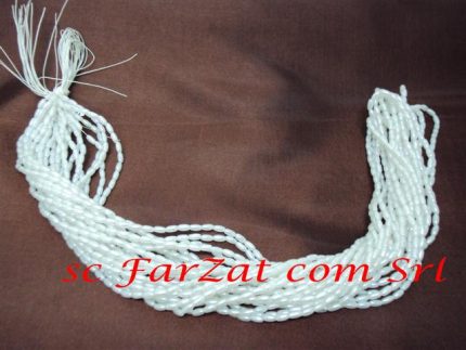 Margele albe la sirag cod 163