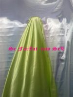 Tesaturi saten verde deschis