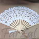 Evantai din lemn cu dantela - imagine 3