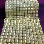 Banda de piramide cu imitatie de stras - imagine 3