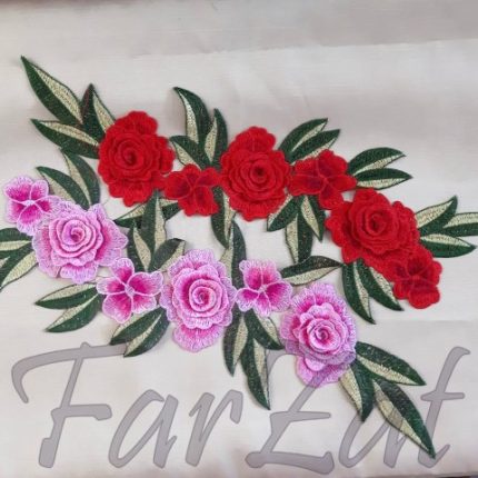 Aplicatie individuala brodata cu flori 3D - Model 3