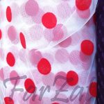 Material tiul alb cu buline mari rosii - imagine 4