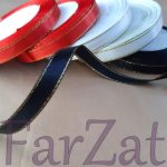 Banda satin brodata cu fir auriu de 1 cm