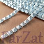 Banda piramida cod 5 - Argintiu